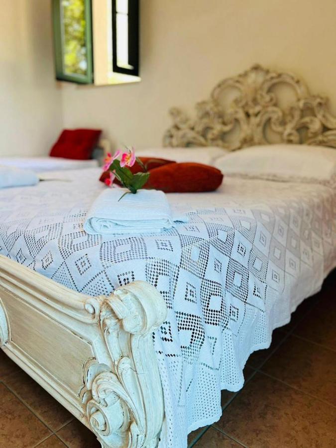 Trullo Antelmi Villa Ceglie Messapica Eksteriør bilde