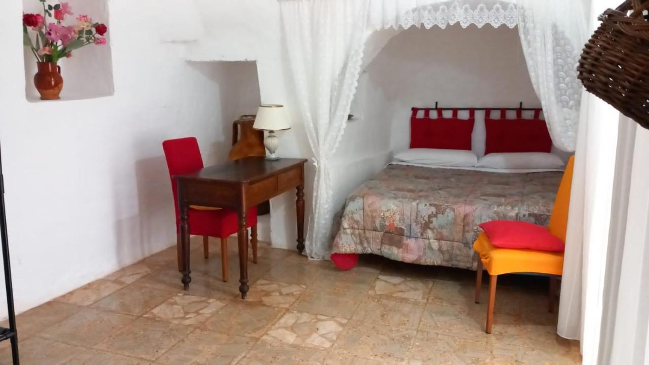 Trullo Antelmi Villa Ceglie Messapica Eksteriør bilde